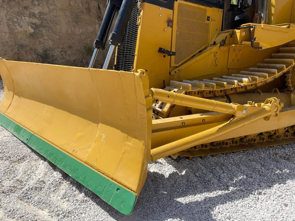 CAT D9N Bulldozer