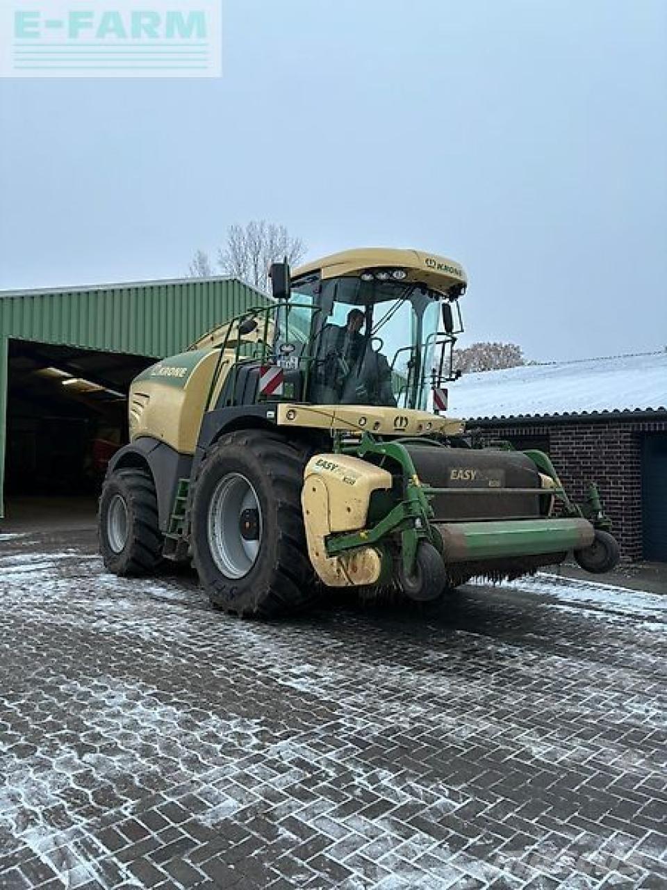 Krone big x 630 Selbstfahrende Häcksler