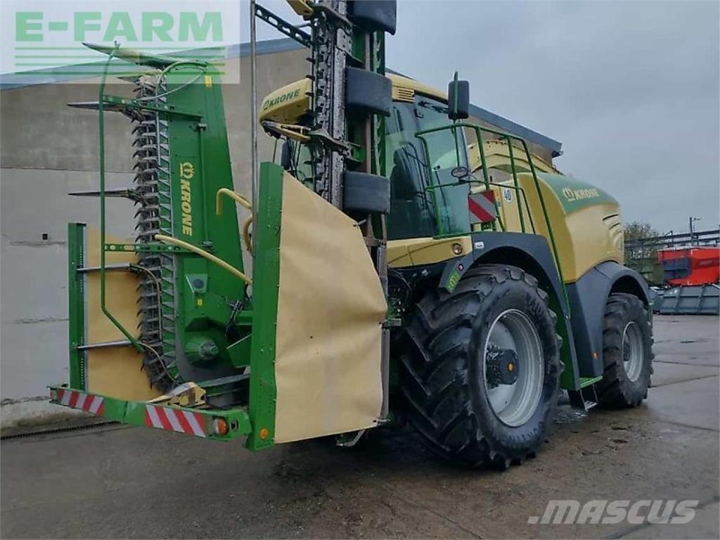 Krone big x 630 Selbstfahrende Häcksler