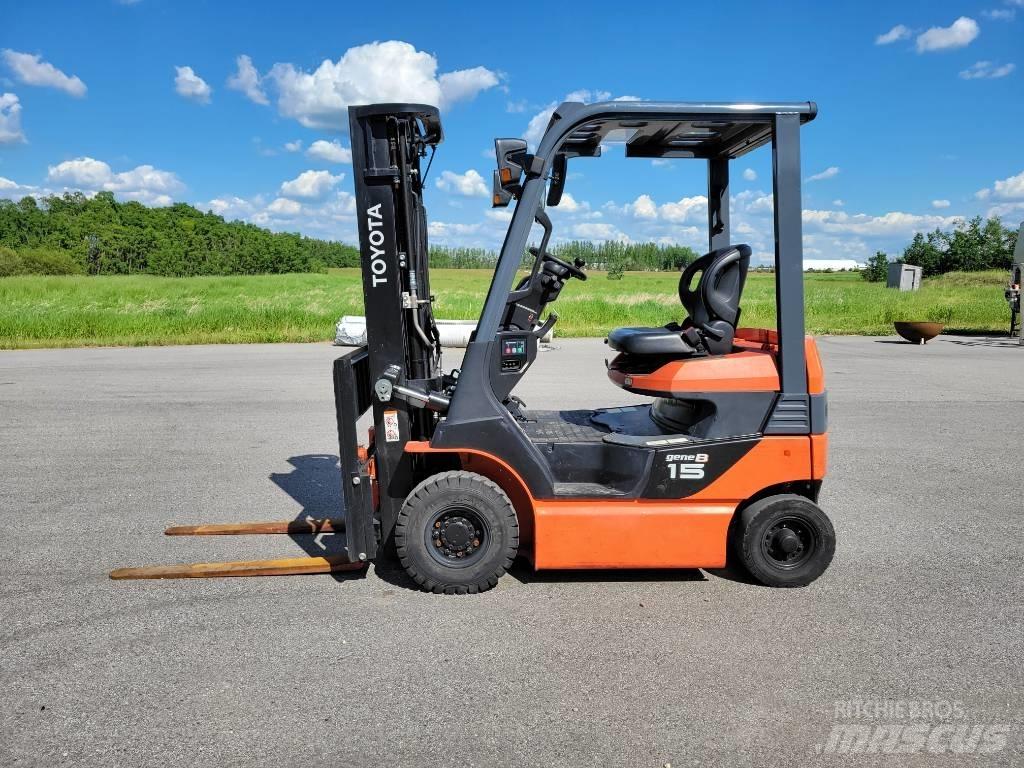 Toyota 8 FB 15 Elektro Stapler