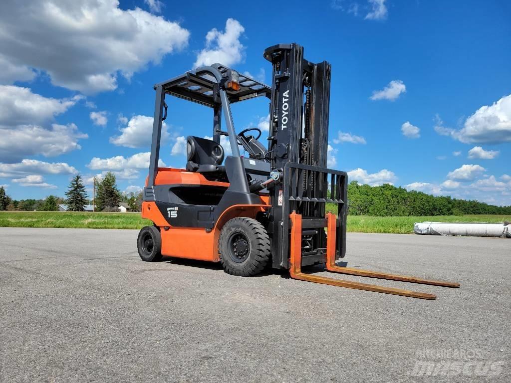 Toyota 8 FB 15 Elektro Stapler