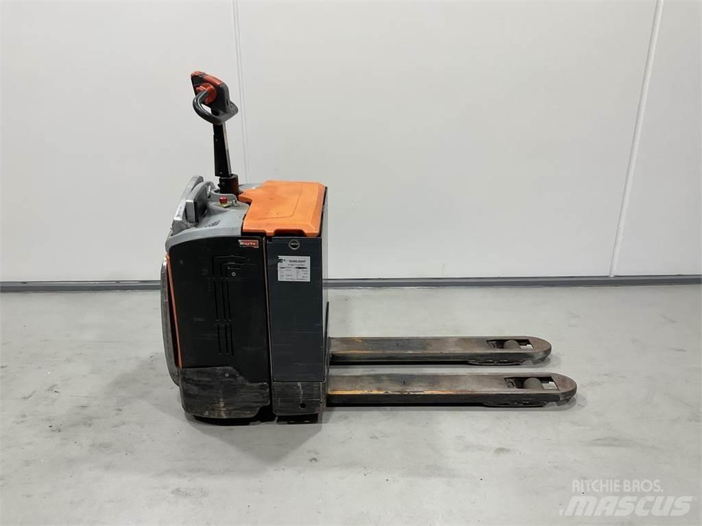 Rocla TP20AC Gabelstapler mit Fahrerstand