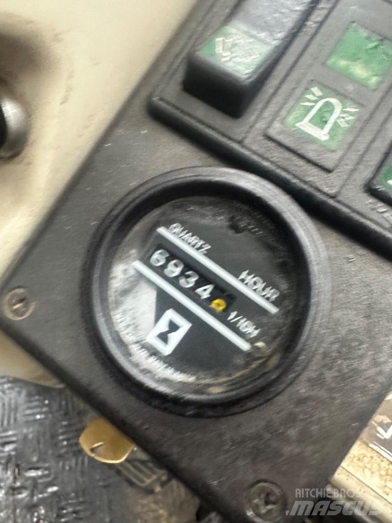 Nissan FG25 Gas Stapler