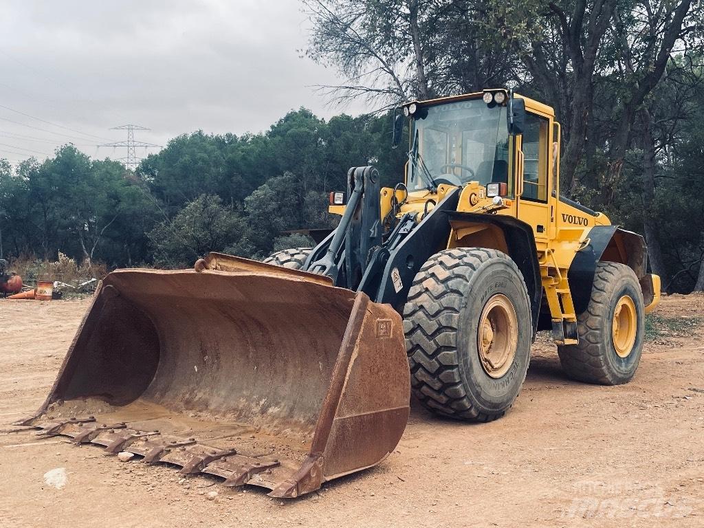 Volvo L120E Radlader