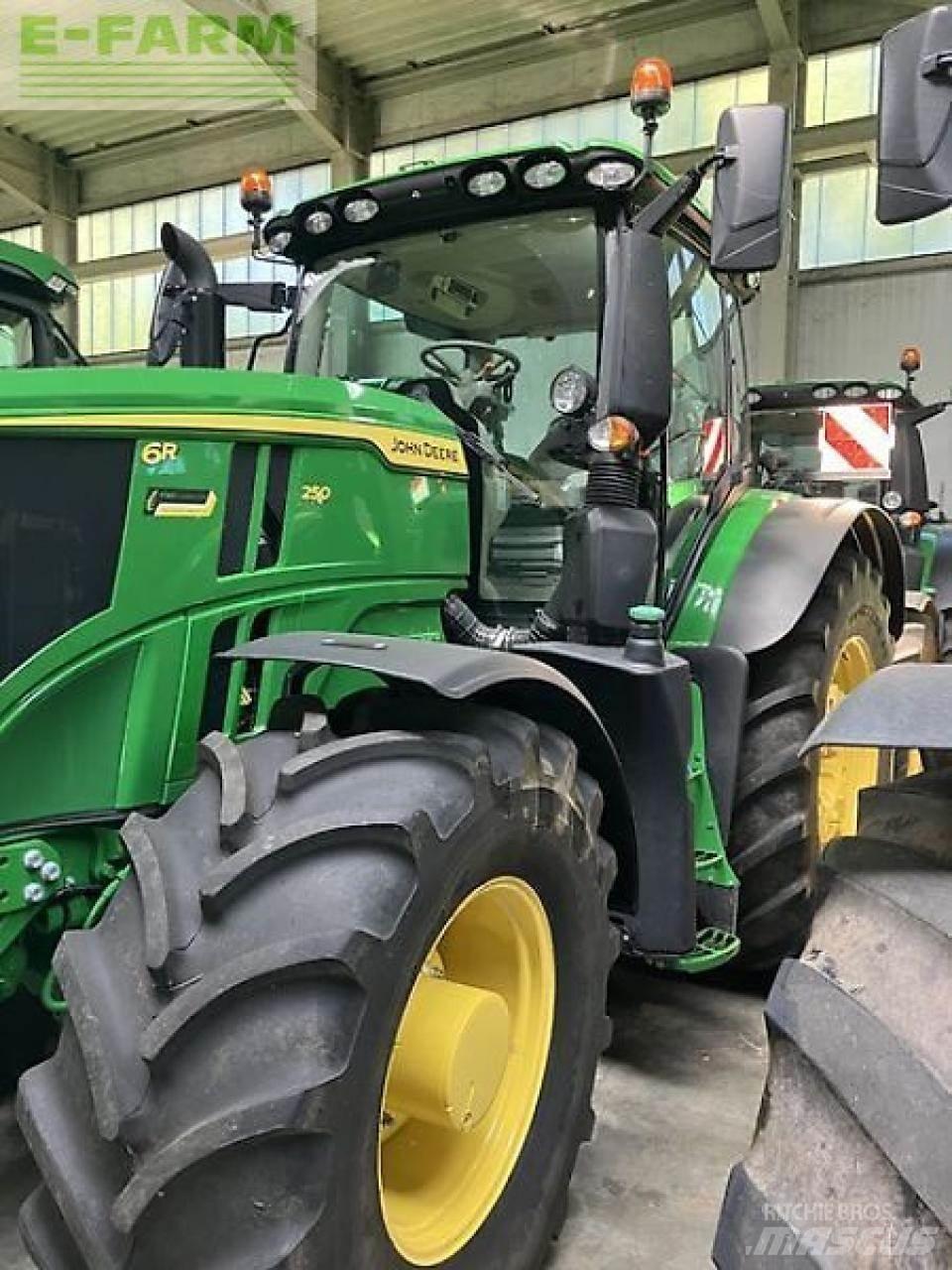 John Deere 6r 250 Traktoren