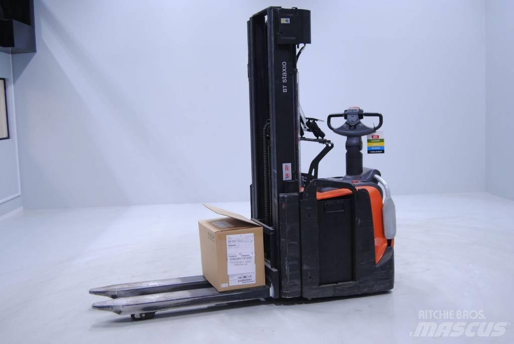 Toyota SPE160L Deichselstapler