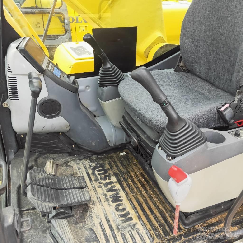 Komatsu PC200-8 Raupenbagger