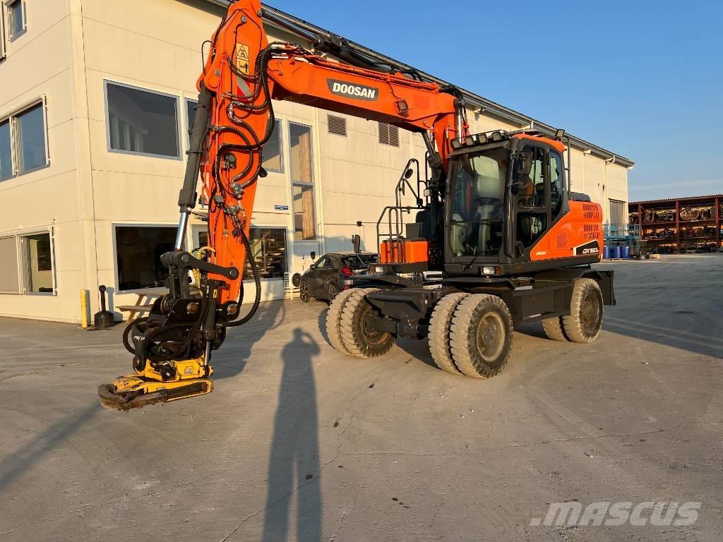 Doosan DX160W-5 Mobilbagger