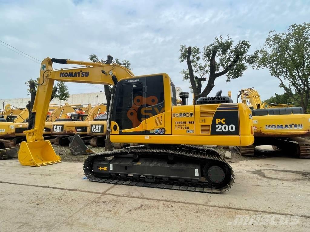 Komatsu PC 200-8 Raupenbagger