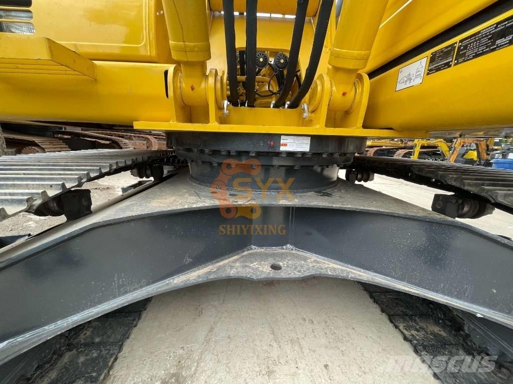 Komatsu PC 200-8 Raupenbagger