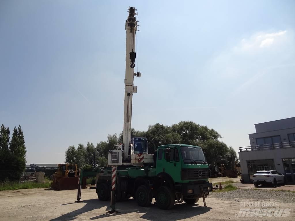 Liebherr LTF1040 All-Terrain-Krane