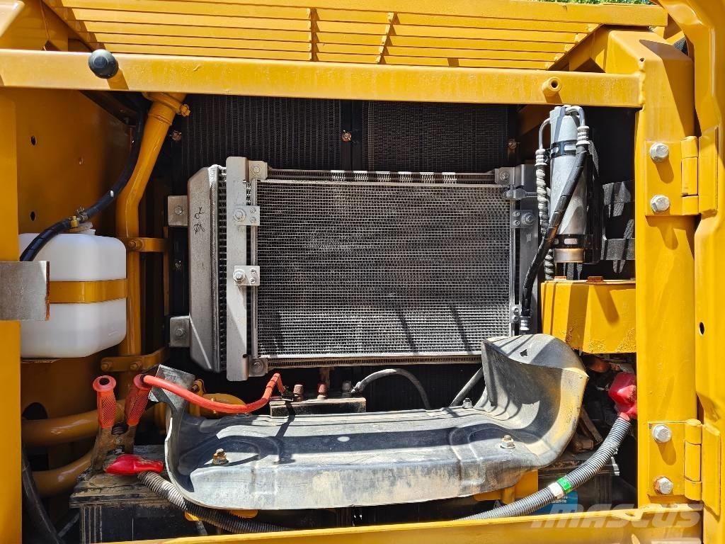 Sany SY 215 C Raupenbagger