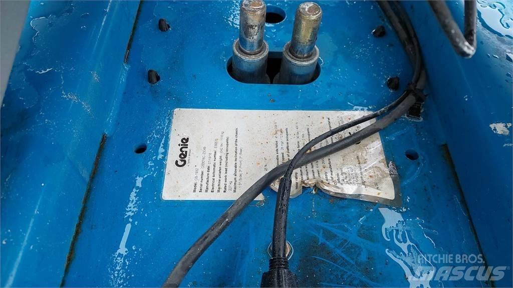 Genie GS1932 Scheren-Arbeitsbühnen