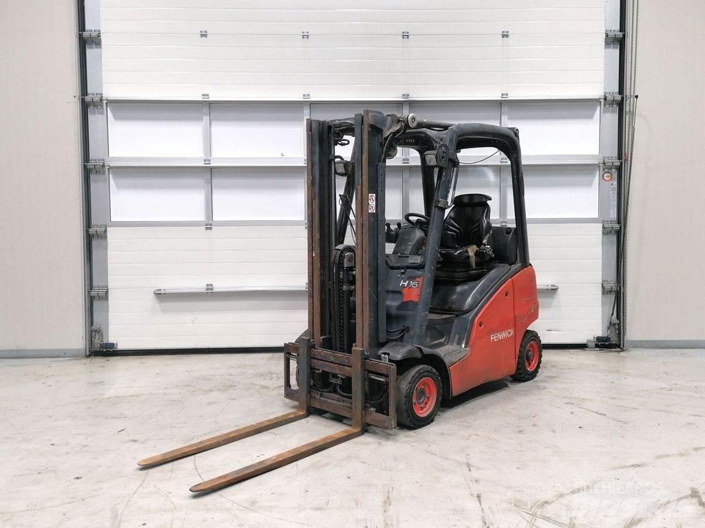 Linde H16T-01 Gas Stapler