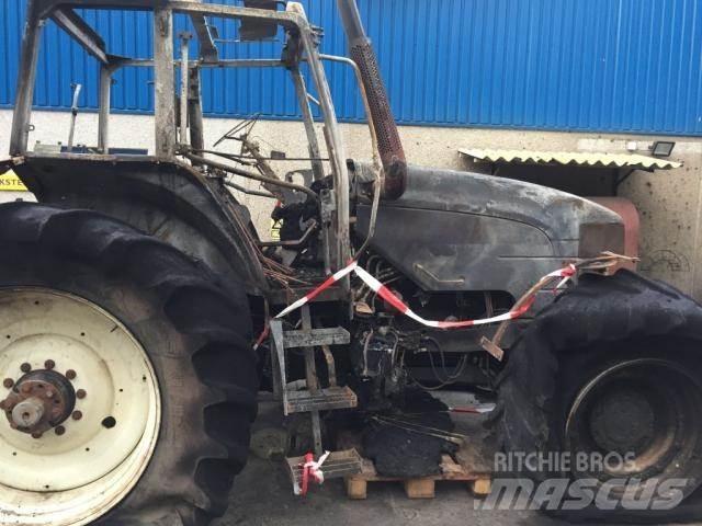 New Holland TM175 Traktoren