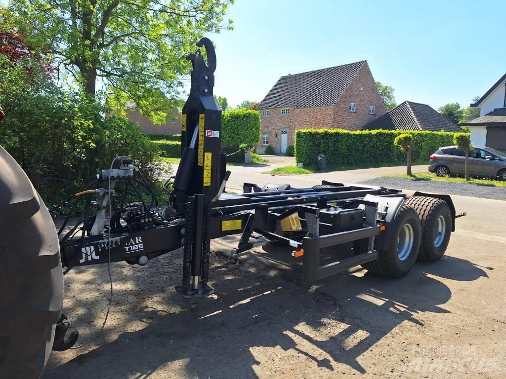 Pronar T 185 Anhänger mit Hakenlift