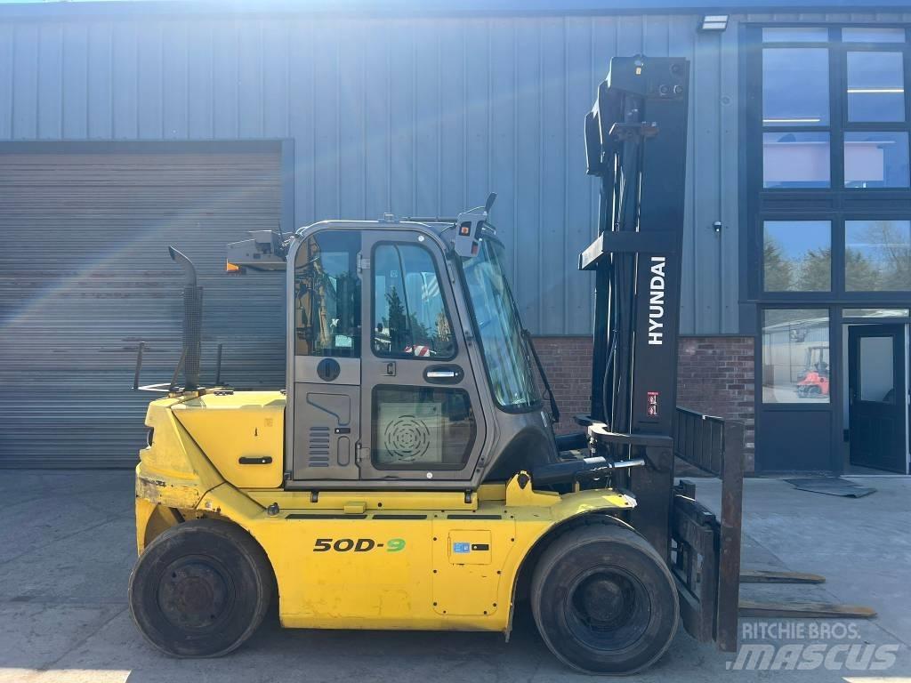 Hyundai 50 D-9 A Diesel Stapler