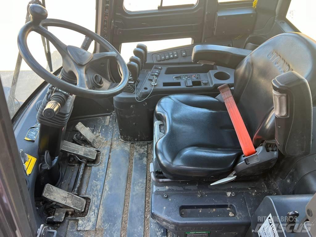 Hyundai 50 D-9 A Diesel Stapler