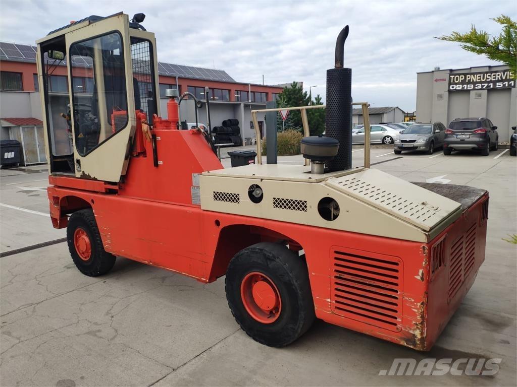 Terex SF50U Seitenstapler