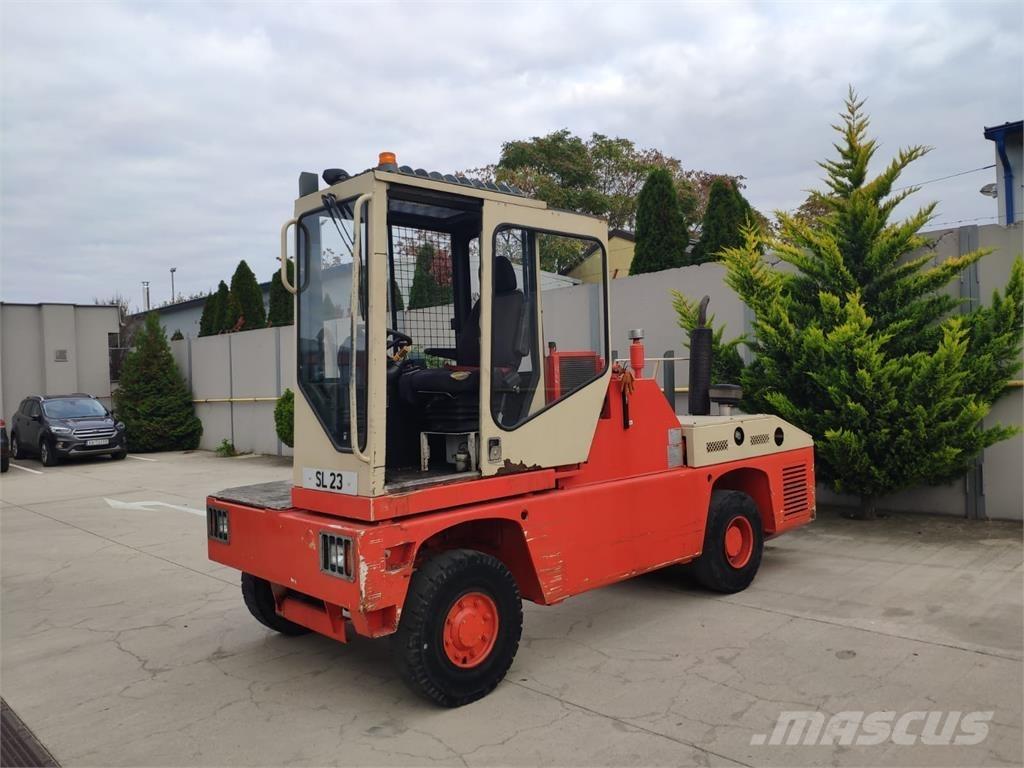 Terex SF50U Seitenstapler