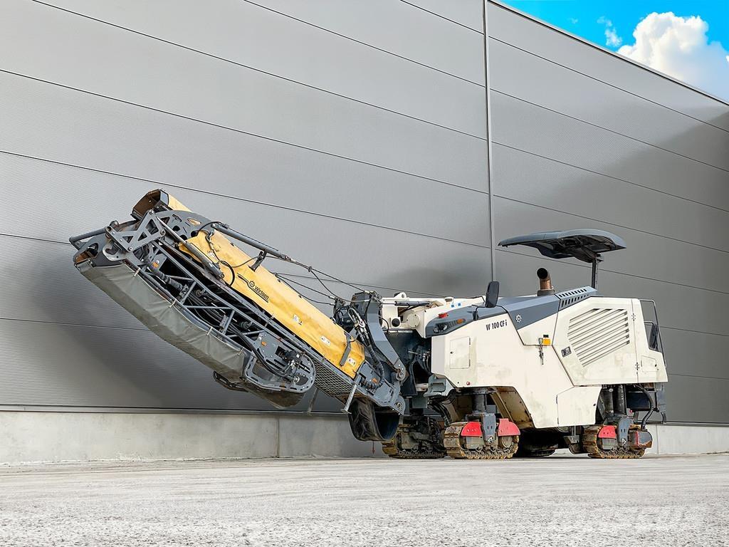 Wirtgen W 100 CFI Asphaltfräsen