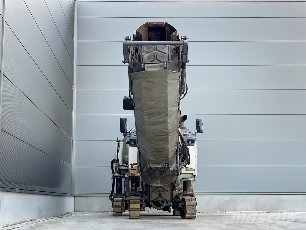 Wirtgen W 100 CFI Asphaltfräsen