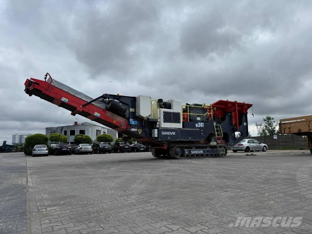 Sandvik QJ 241 Mobile Brecher
