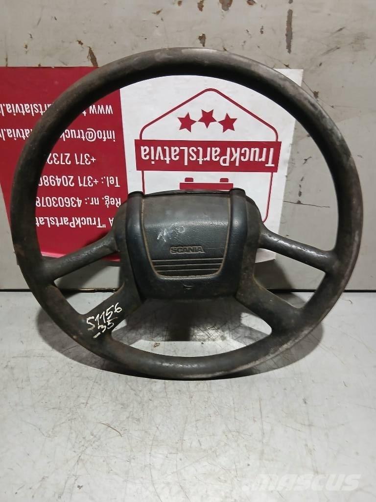 Scania 144    1327026 Kabinen