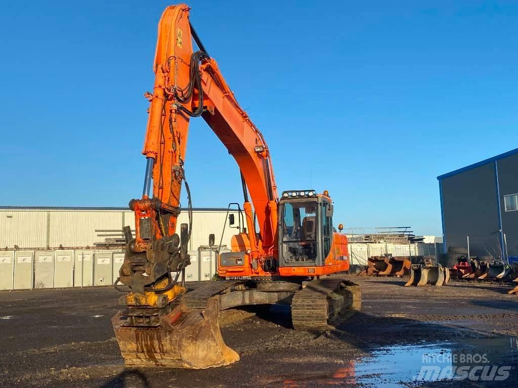 Doosan DX 255 LC Raupenbagger