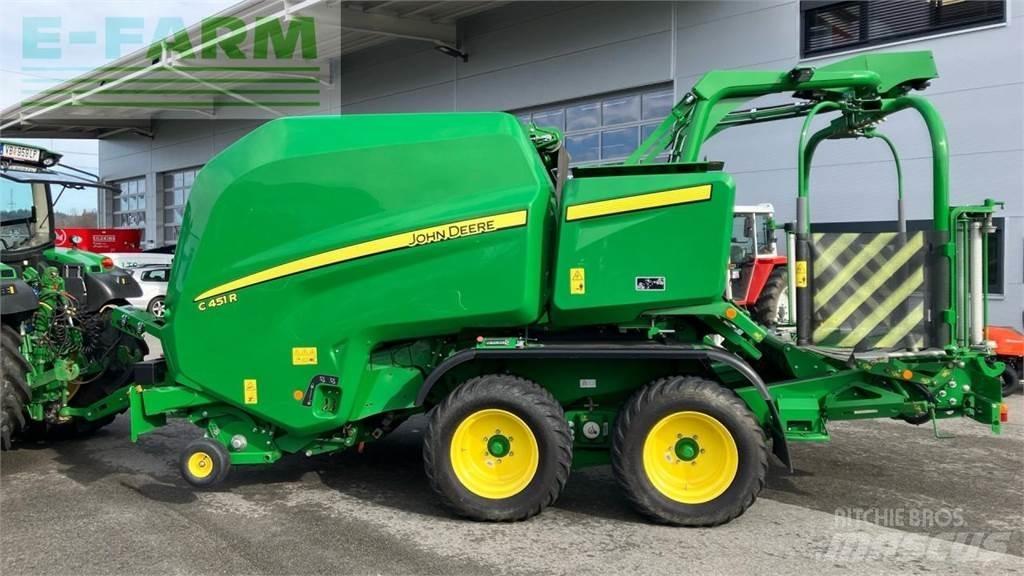 John Deere C451R Quaderpressen