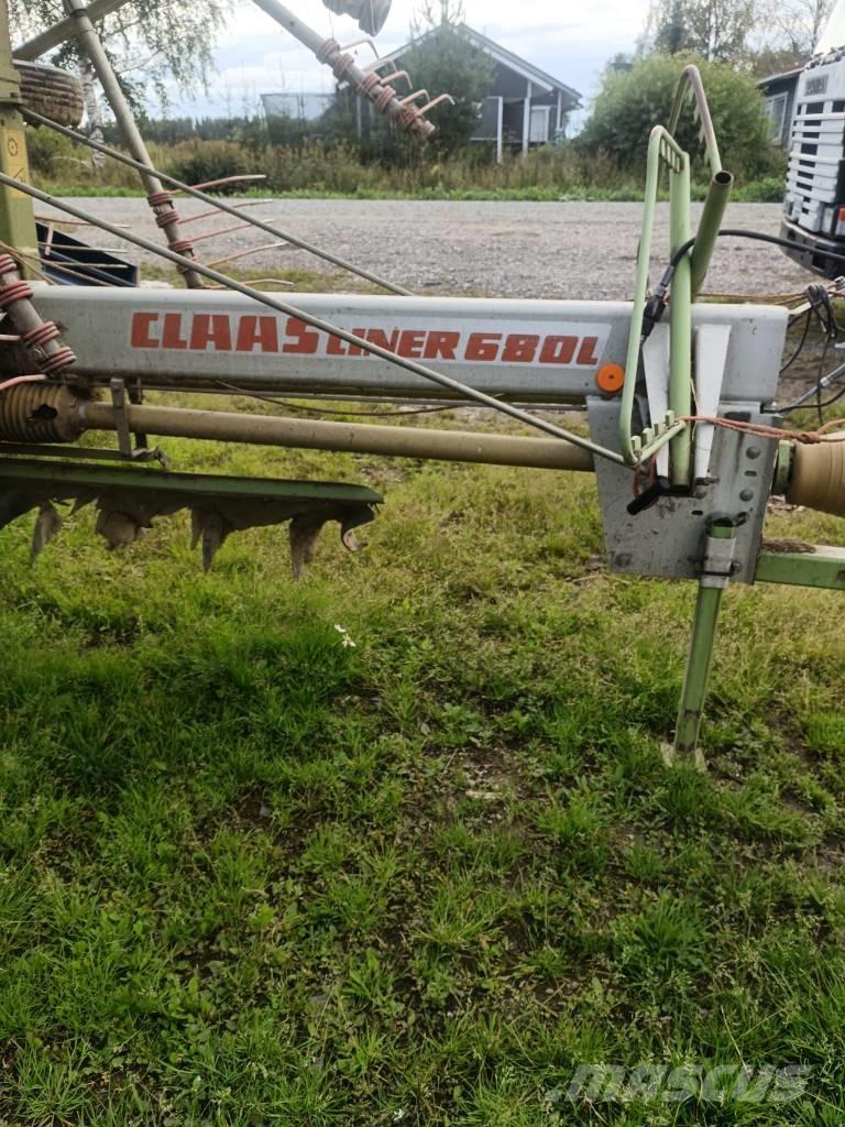 CLAAS Liner 680 Schwader