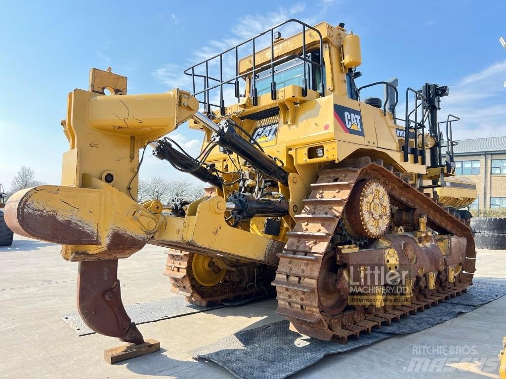 CAT D 10 T 2 Bulldozer