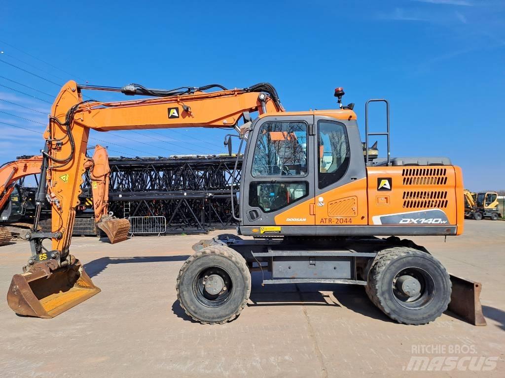 Doosan DX140W-5 Mobilbagger