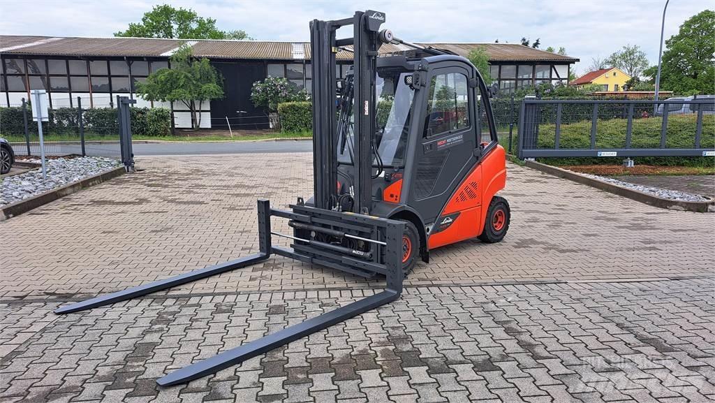 Linde H25T-02 Gas Stapler