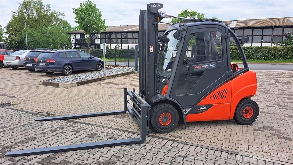 Linde H25T-02 Gas Stapler