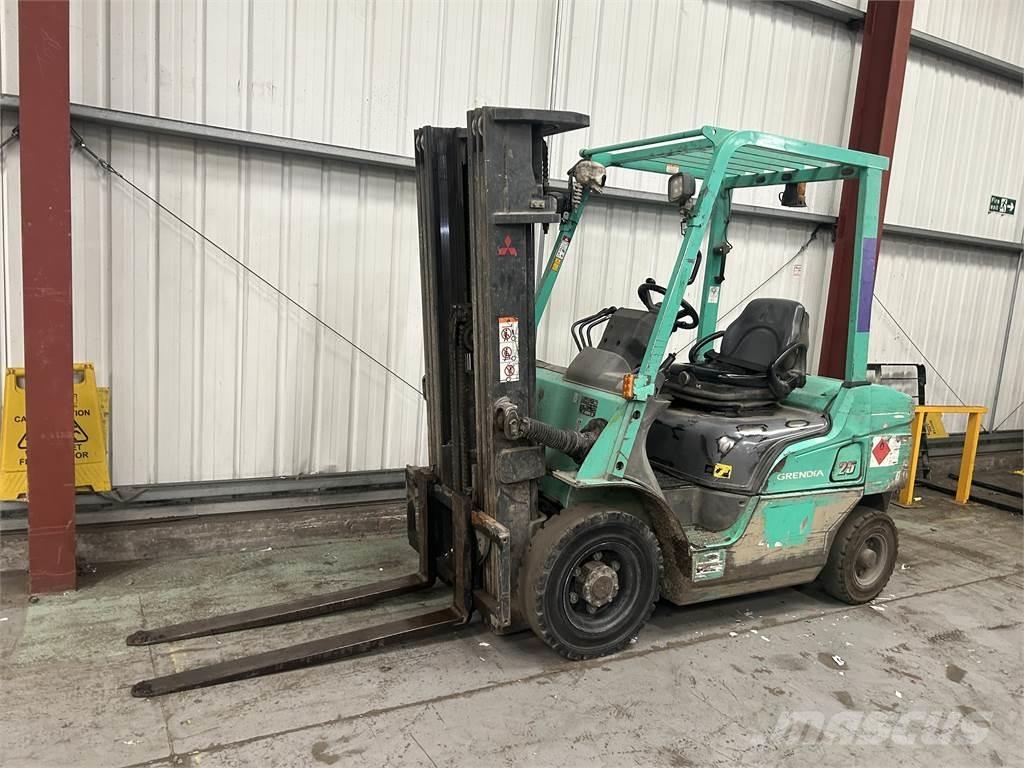 Mitsubishi FD25NT Diesel Stapler