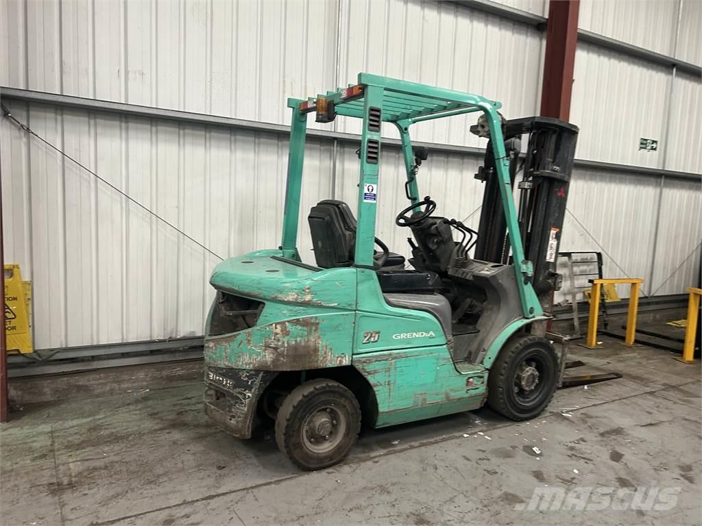 Mitsubishi FD25NT Diesel Stapler