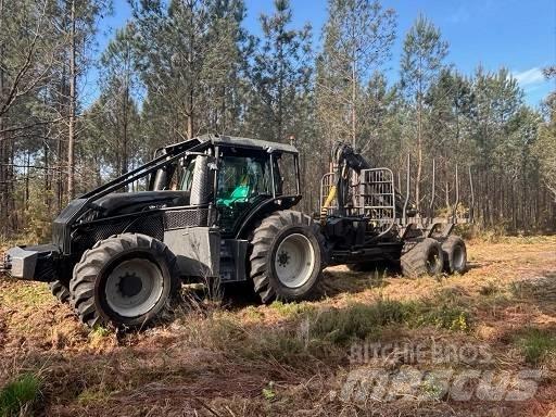 Valtra T 254 Forsttraktoren