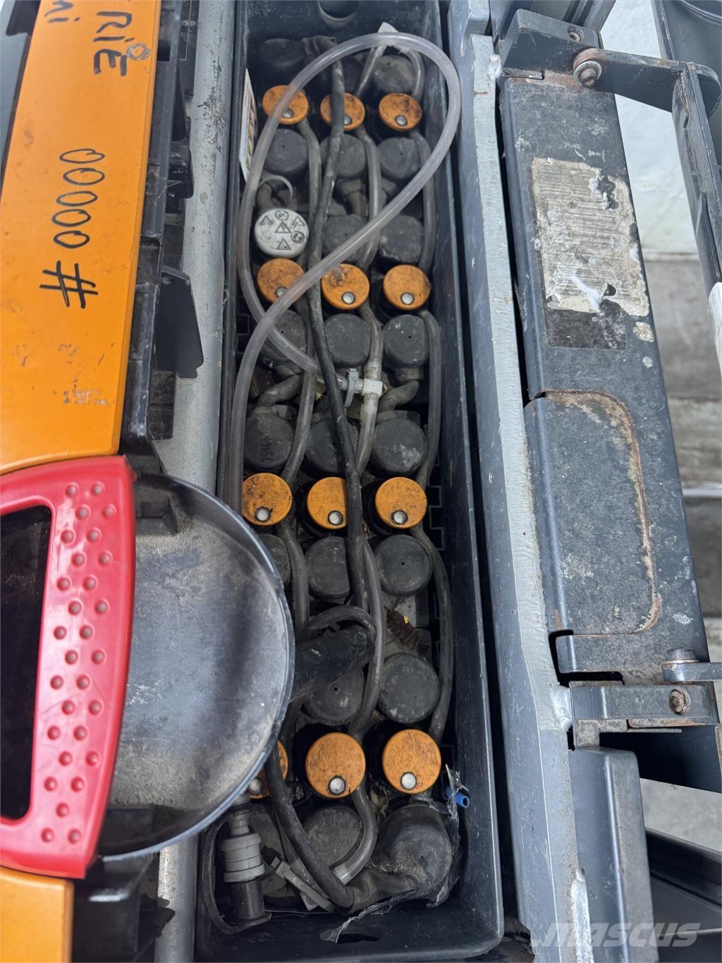 Still EXU-H18 Deichselstapler