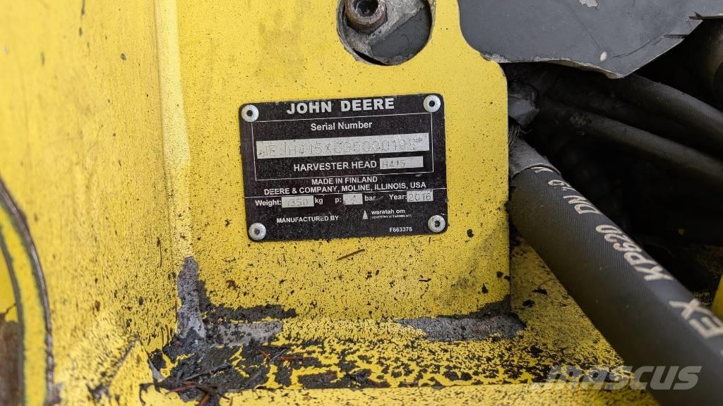 John Deere 1270 G Harvester