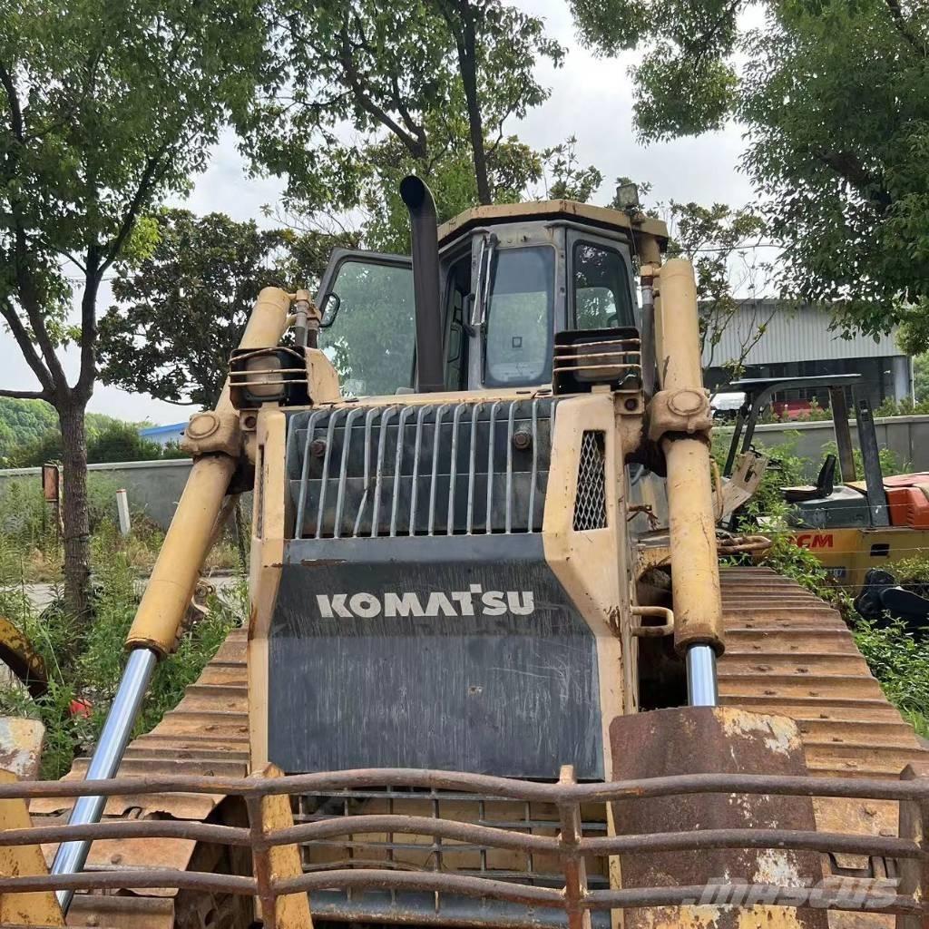 Komatsu D 65 P-12 Bulldozer