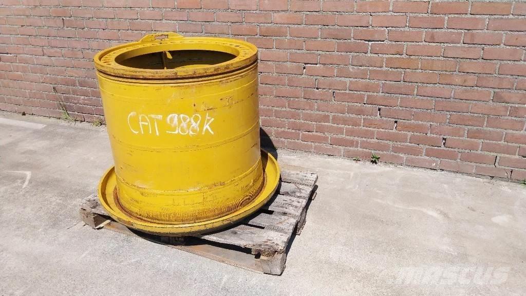 CAT 988 rim Reifen