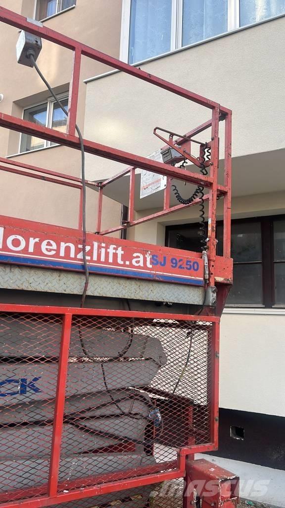 SkyJack SJ 9250 Bauaufzüge