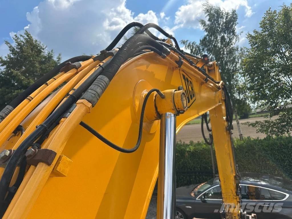 JCB JS190 LC Raupenbagger