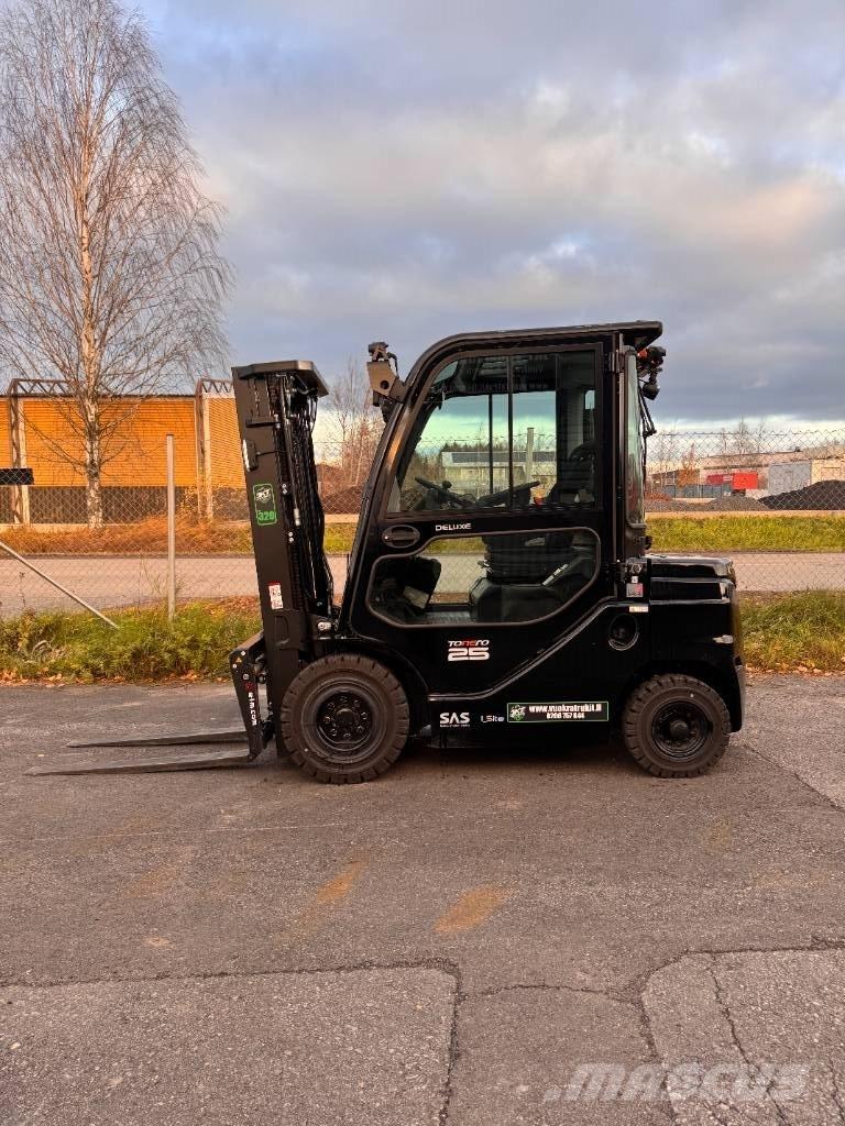 Toyota 52-8 FDF 25 Diesel Stapler
