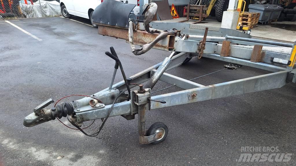 Boro BR2 Autotransport-Anhänger