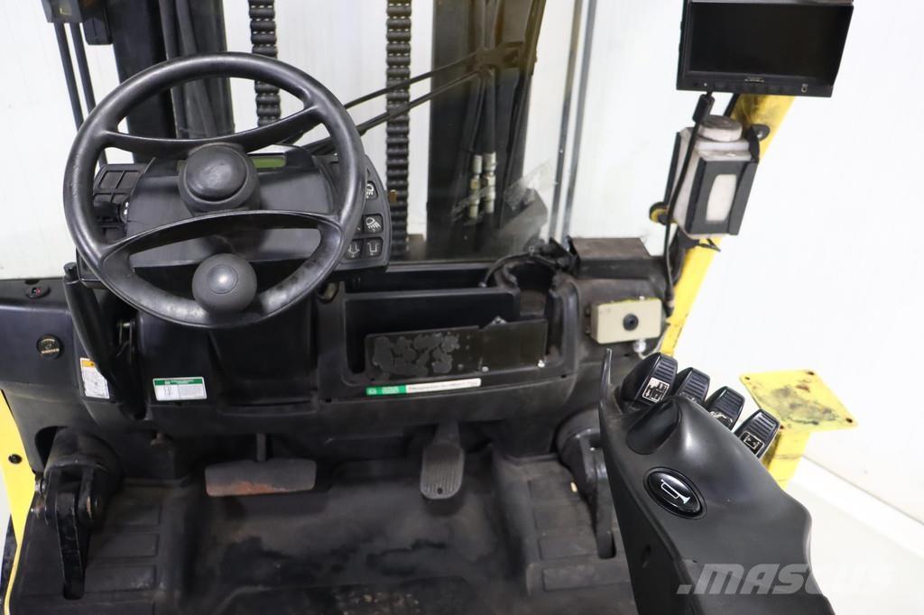 Hyster S7.0FT-8 Gas Stapler