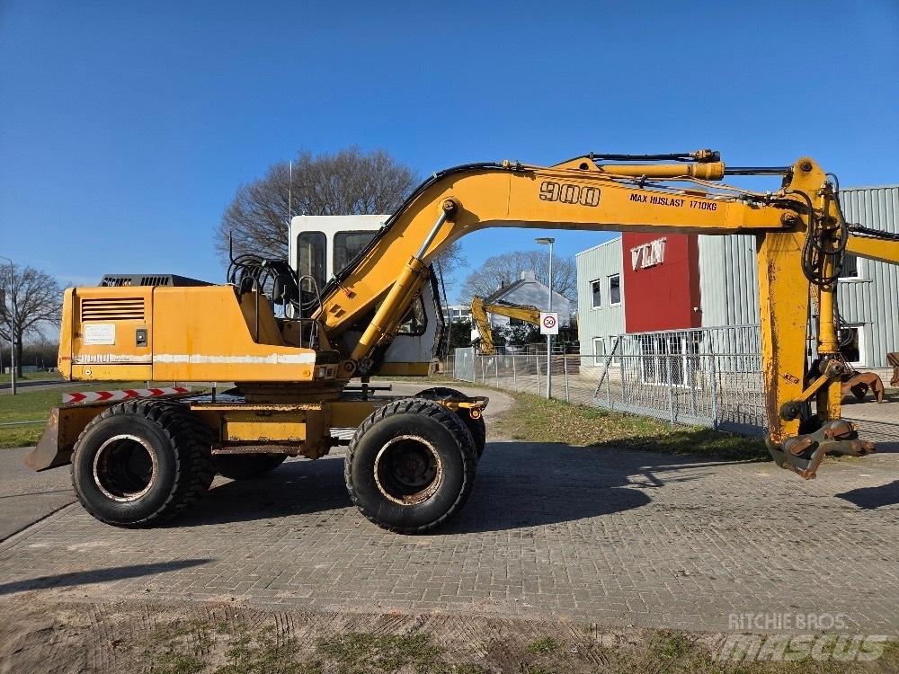 Liebherr A900 Mobilbagger