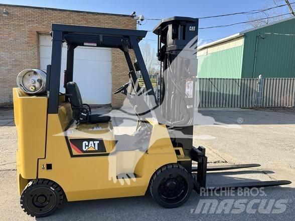 CAT GC40KSTR Diesel Stapler