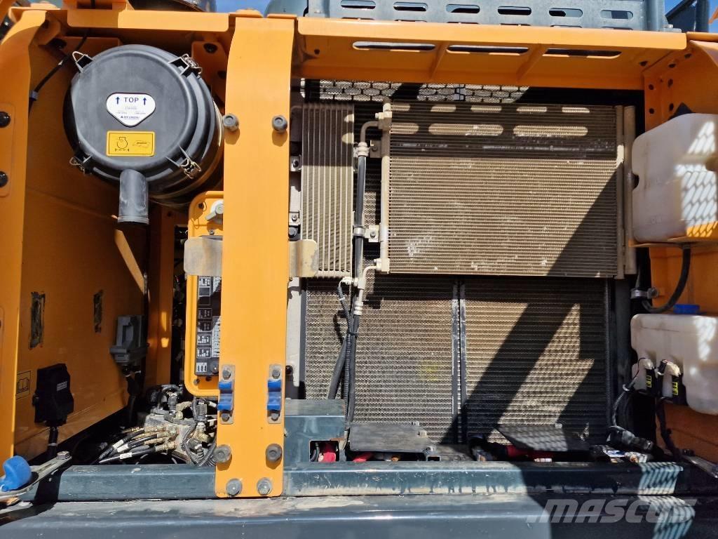 Hyundai HX 220 L Raupenbagger